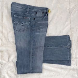 Ladies Cruel jeans, 26x36. Starched & ready to go!